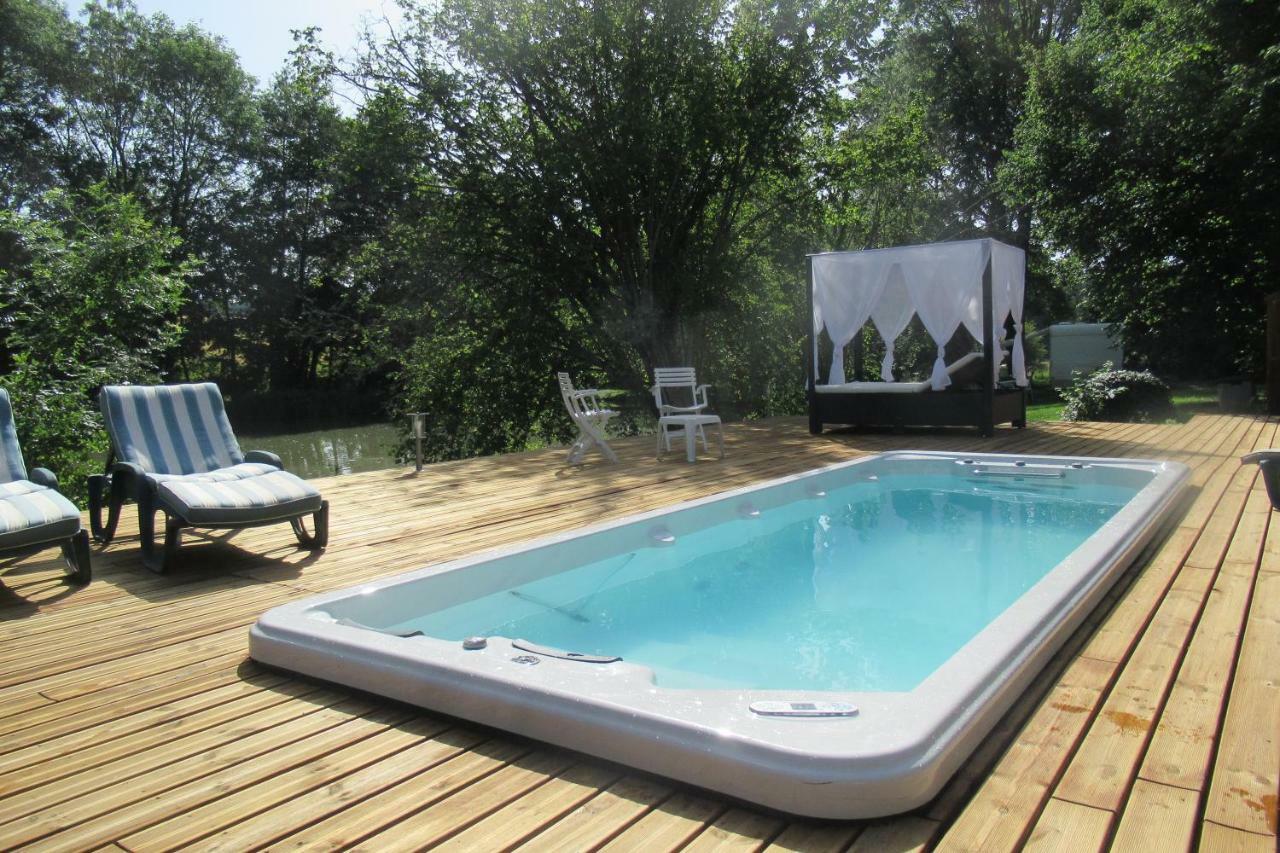 Bed and Breakfast Le Moulin Calme Luceau Exterior foto